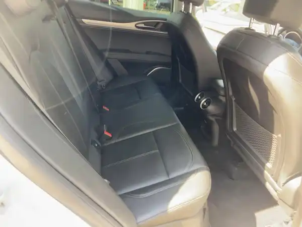 ALFA ROMEO STELVIO SPRINT (12/15)