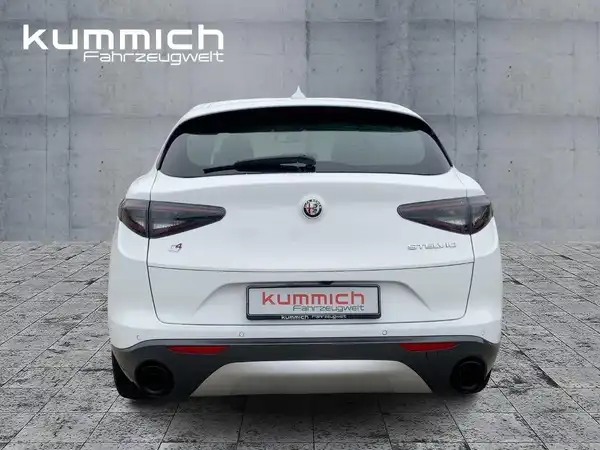 ALFA ROMEO STELVIO (5/15)