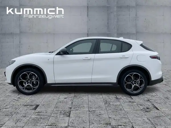 ALFA ROMEO STELVIO (6/15)