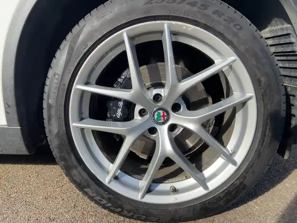 ALFA ROMEO STELVIO SUPER (7/15)