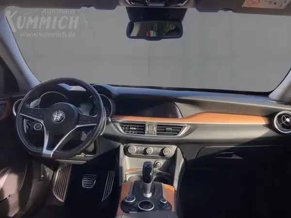 ALFA ROMEO STELVIO SUPER (8/15)