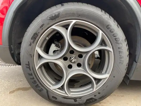 ALFA ROMEO STELVIO SPRINT (7/15)