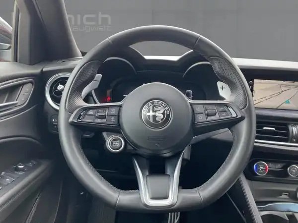 ALFA ROMEO STELVIO SPRINT (9/15)