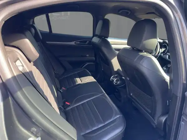 ALFA ROMEO STELVIO (12/15)