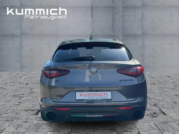ALFA ROMEO STELVIO (5/15)