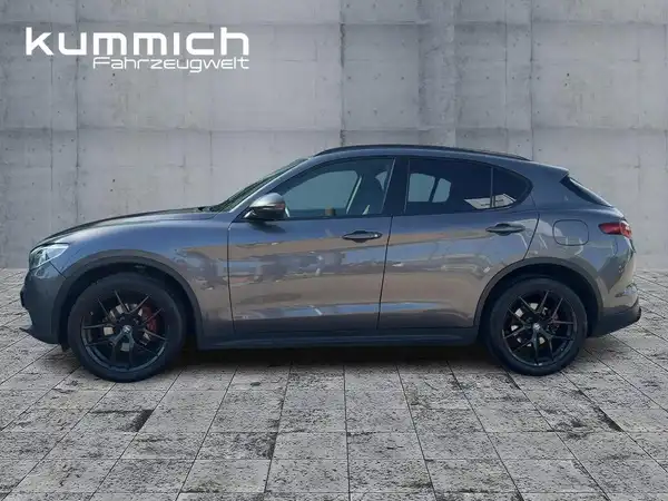 ALFA ROMEO STELVIO (6/15)