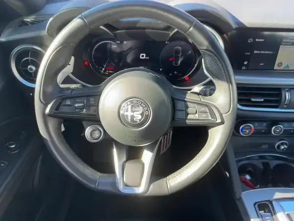 ALFA ROMEO STELVIO VELOCE (9/15)