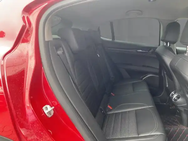ALFA ROMEO STELVIO SUPER (12/15)