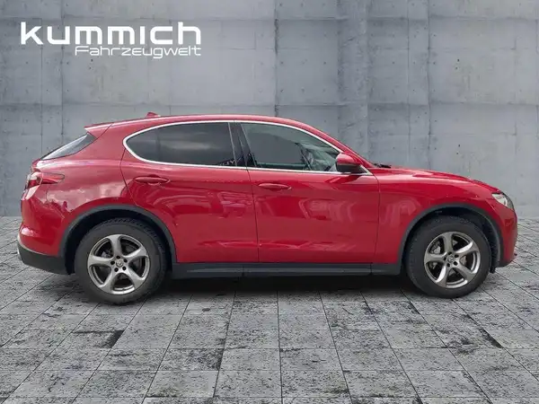 ALFA ROMEO STELVIO SUPER (3/15)