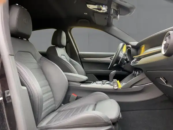 ALFA ROMEO STELVIO SPRINT (11/15)