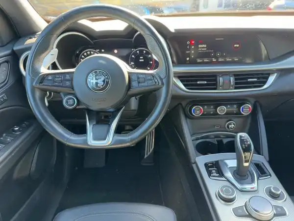 ALFA ROMEO STELVIO VELOCE (8/15)