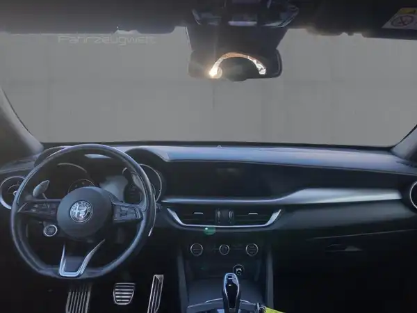 ALFA ROMEO STELVIO VELOCE (8/15)