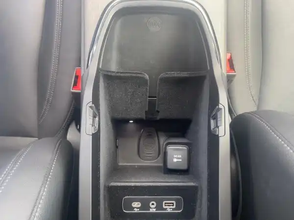 ALFA ROMEO STELVIO (14/15)