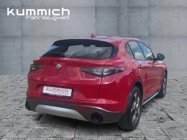 ALFA ROMEO STELVIO (4/15)
