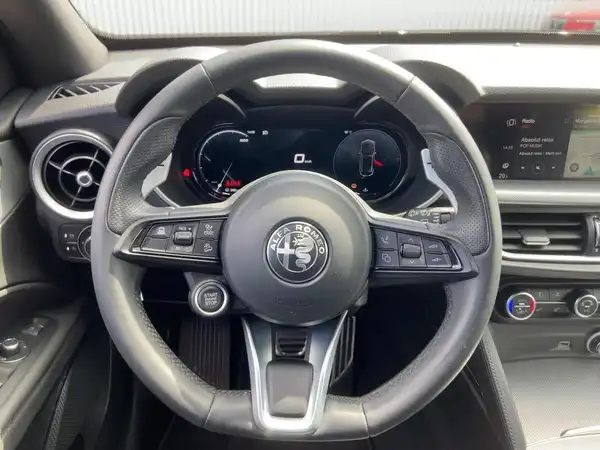ALFA ROMEO STELVIO VELOCE (9/15)