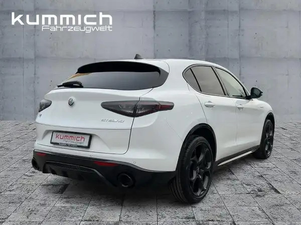 ALFA ROMEO STELVIO VELOCE (4/15)