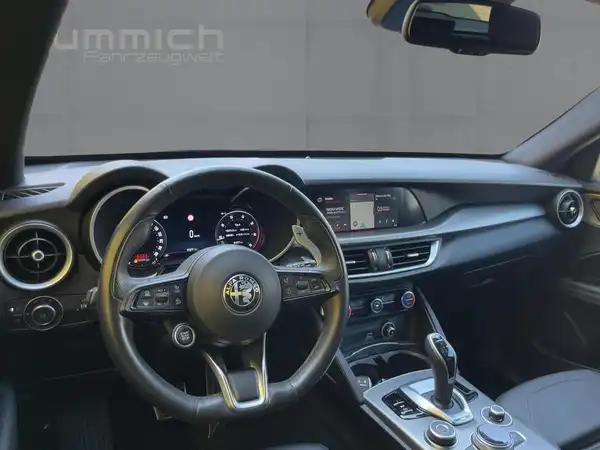 ALFA ROMEO STELVIO VELOCE (8/15)