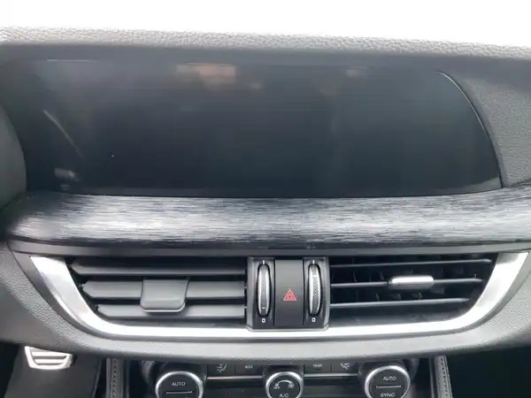 ALFA ROMEO STELVIO SPRINT (10/15)