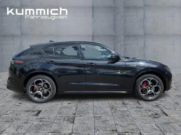 ALFA ROMEO STELVIO VELOCE (3/15)