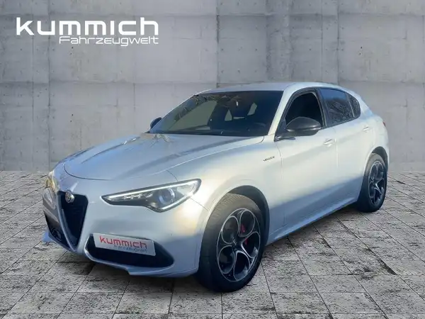 ALFA ROMEO STELVIO VELOCE (1/15)