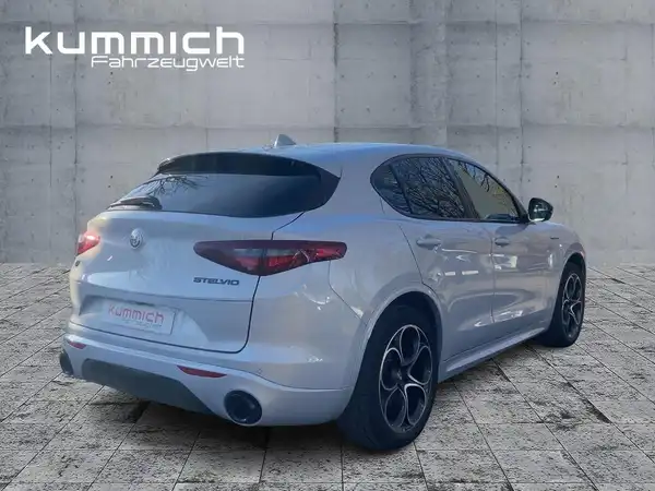 ALFA ROMEO STELVIO VELOCE (4/15)