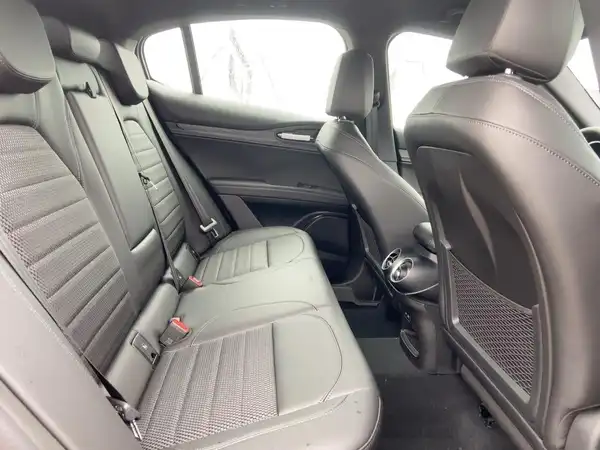 ALFA ROMEO STELVIO SPRINT (12/14)