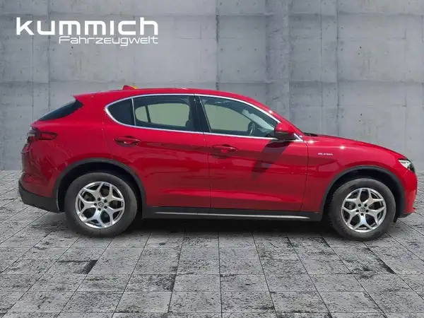 ALFA ROMEO STELVIO SUPER (3/15)