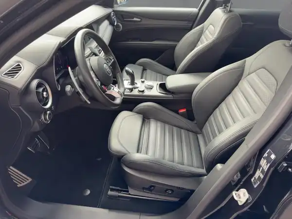 ALFA ROMEO STELVIO QUADRIFOGLIO (11/15)