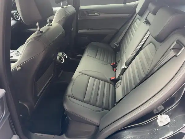 ALFA ROMEO STELVIO QUADRIFOGLIO (12/15)