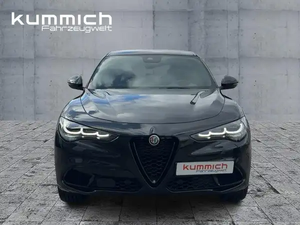 ALFA ROMEO STELVIO (2/15)