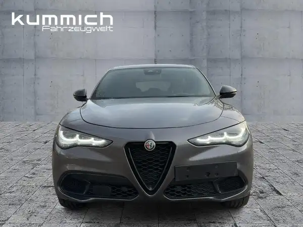 ALFA ROMEO STELVIO VELOCE (2/15)