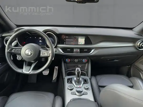 ALFA ROMEO STELVIO VELOCE (8/15)