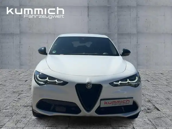 ALFA ROMEO STELVIO VELOCE (2/15)