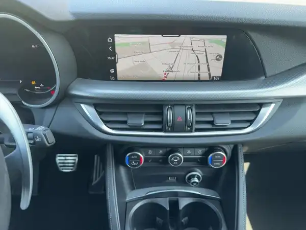 ALFA ROMEO STELVIO VELOCE (10/15)