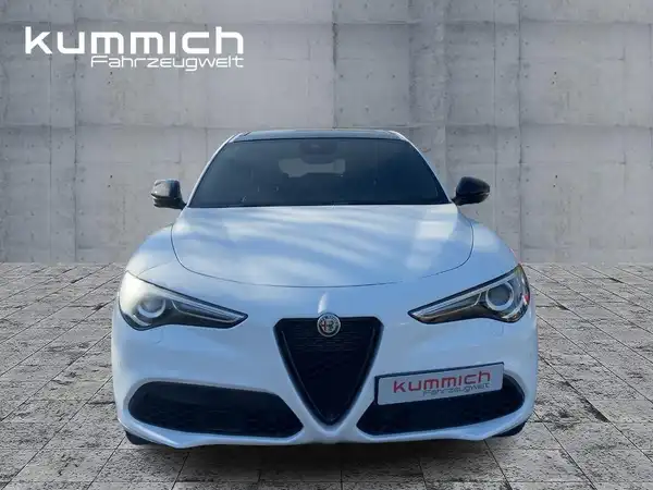 ALFA ROMEO STELVIO VELOCE (2/15)