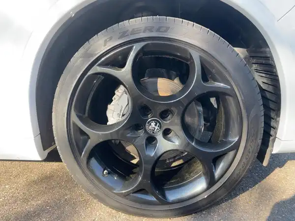 ALFA ROMEO STELVIO VELOCE (7/15)