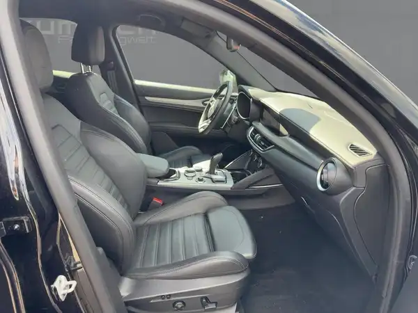 ALFA ROMEO STELVIO VELOCE (11/15)