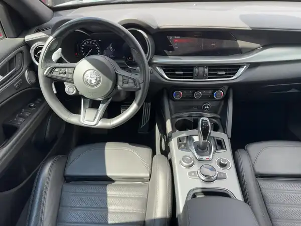ALFA ROMEO STELVIO VELOCE (8/15)