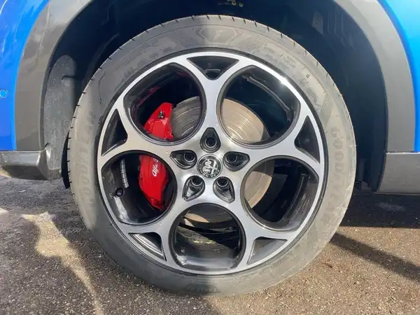 ALFA ROMEO TONALE VELOCE (7/15)