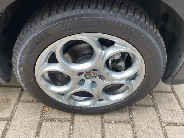 ALFA ROMEO TONALE SUPER (7/15)