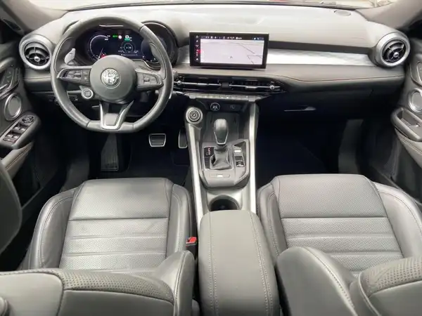 ALFA ROMEO TONALE VELOCE (11/15)