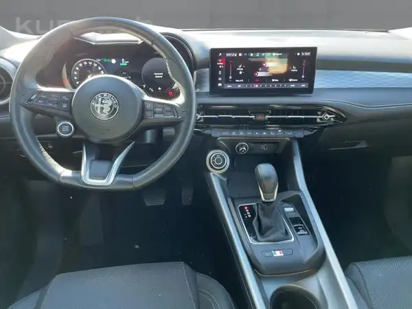 ALFA ROMEO TONALE (5/12)