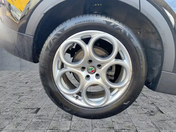 ALFA ROMEO TONALE SUPER (7/15)