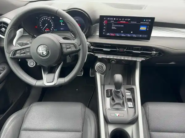 ALFA ROMEO TONALE VELOCE (8/15)