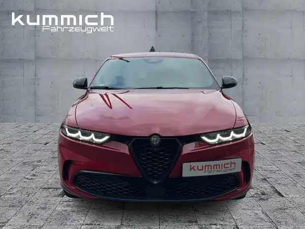 ALFA ROMEO TONALE SPECIALE (2/15)