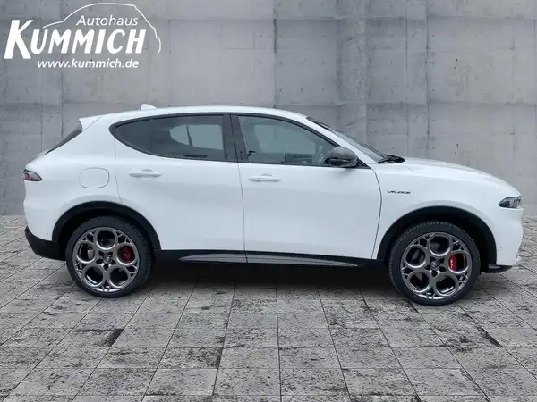 ALFA ROMEO TONALE VELOCE (3/15)