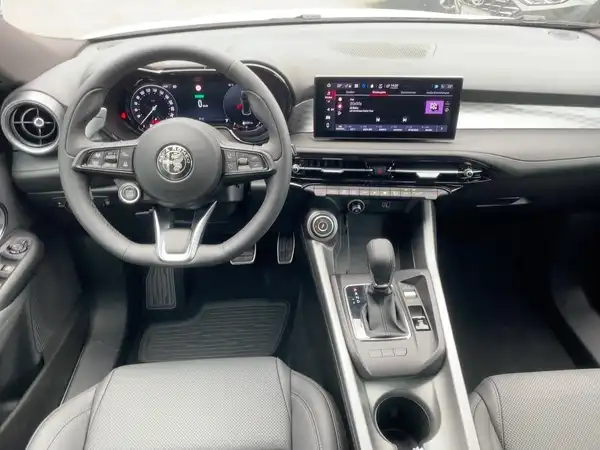 ALFA ROMEO TONALE VELOCE (8/15)