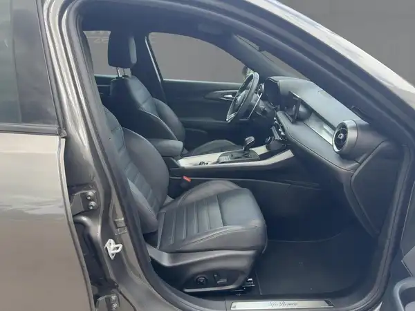 ALFA ROMEO TONALE VELOCE (11/15)