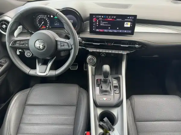 ALFA ROMEO TONALE VELOCE (8/15)