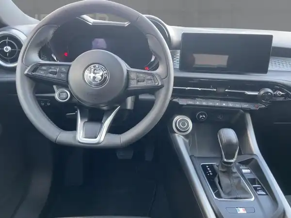 ALFA ROMEO TONALE SUPER (8/15)